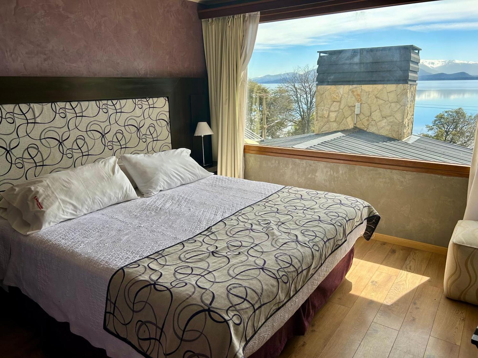 Bahia Paraiso Apart & Suites 圣卡洛斯-德巴里洛切 外观 照片