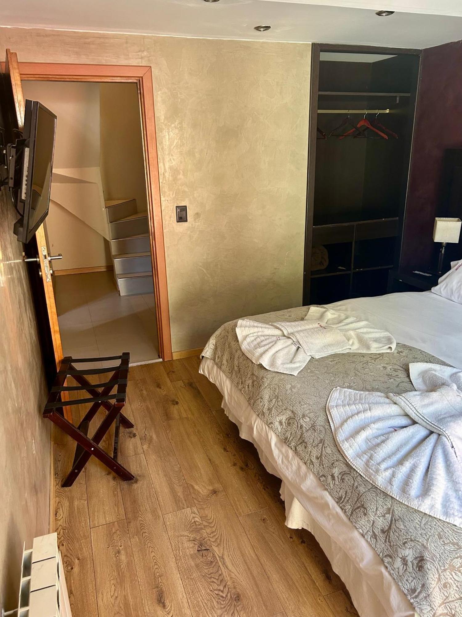 Bahia Paraiso Apart & Suites 圣卡洛斯-德巴里洛切 外观 照片